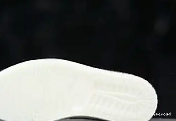 Hyperoad Low JORDAN AIR 1 0516